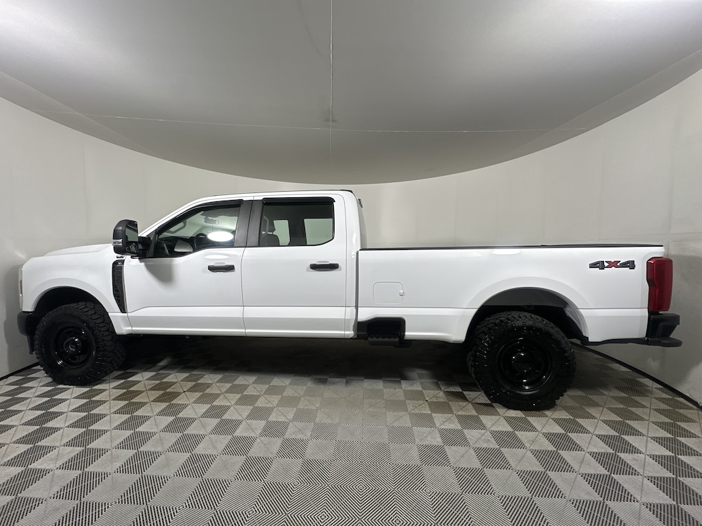 Used 2024 Ford F-250 Truck Crew Cab