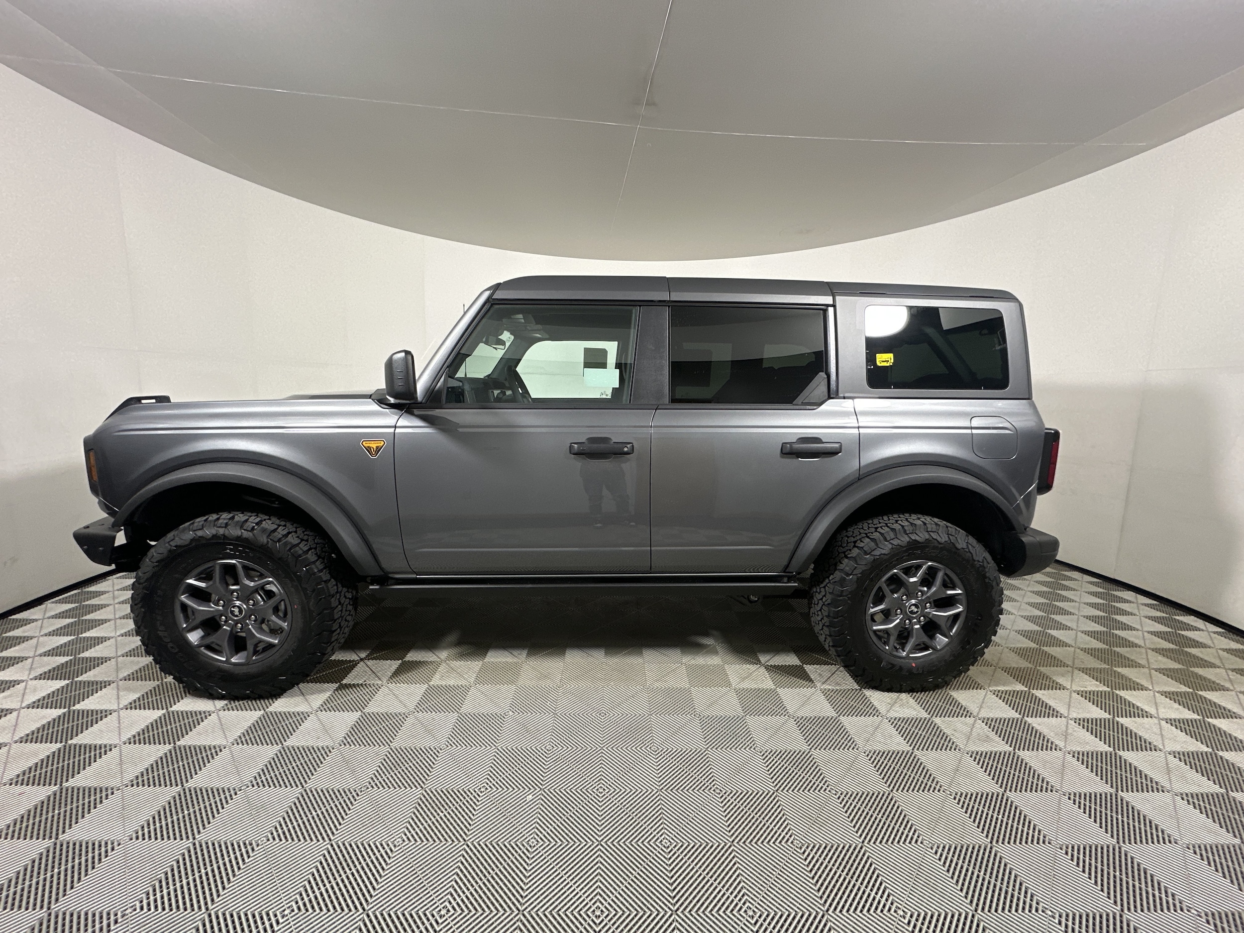 2025 Ford Bronco 4-Door Badlands - Photo 4