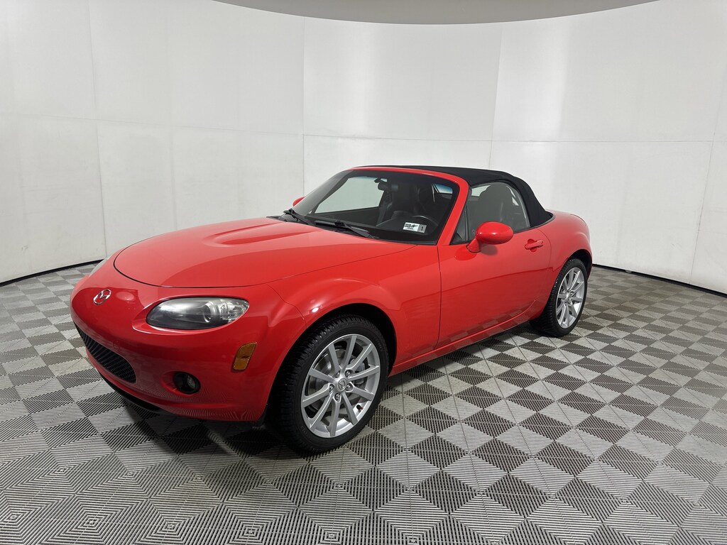 Used 2006 Mazda MX-5 Convertible
