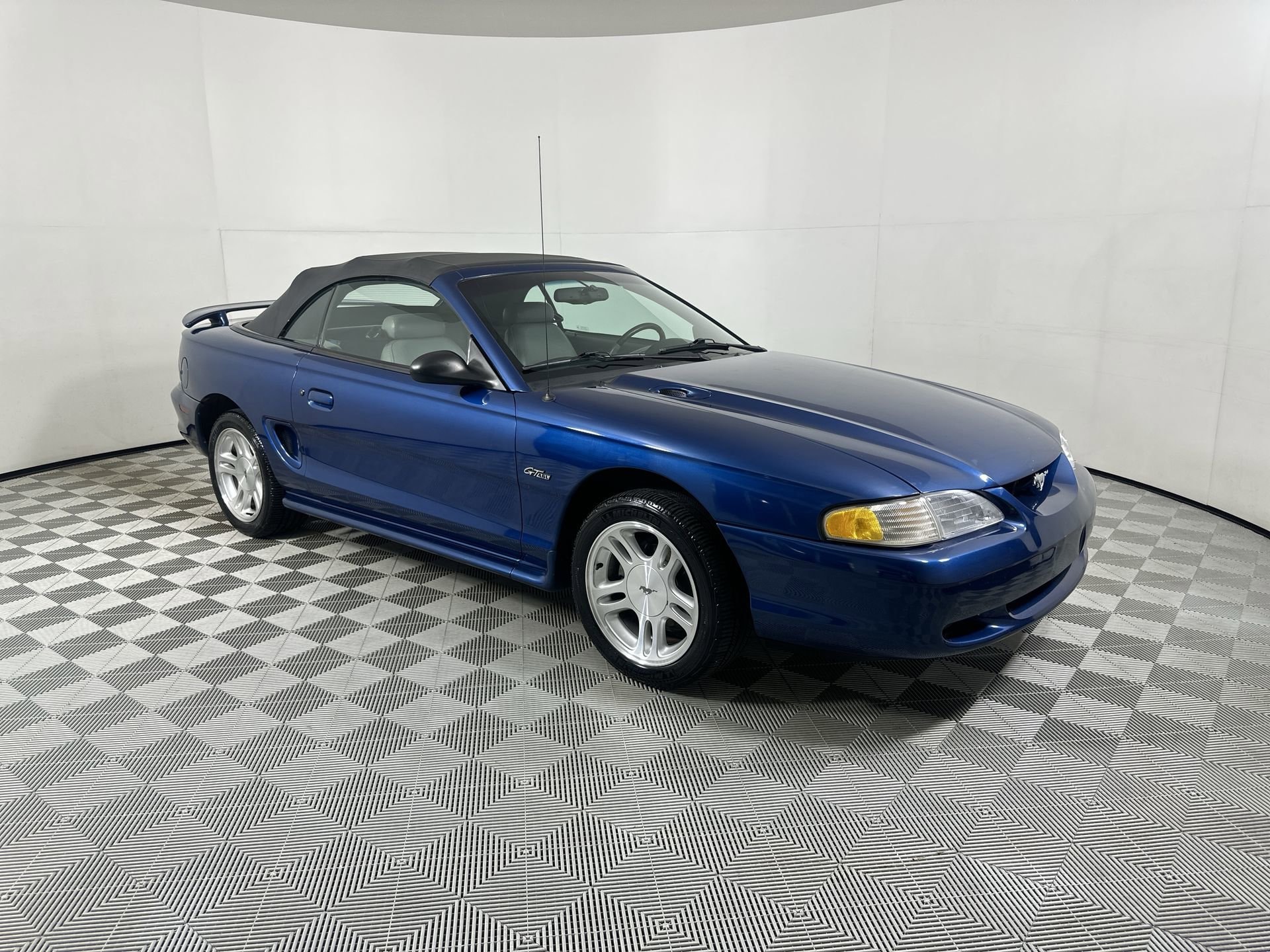 Used 1998 Ford Mustang GT with VIN 1FAFP45X9WF178696 for sale in Parkersburg, WV