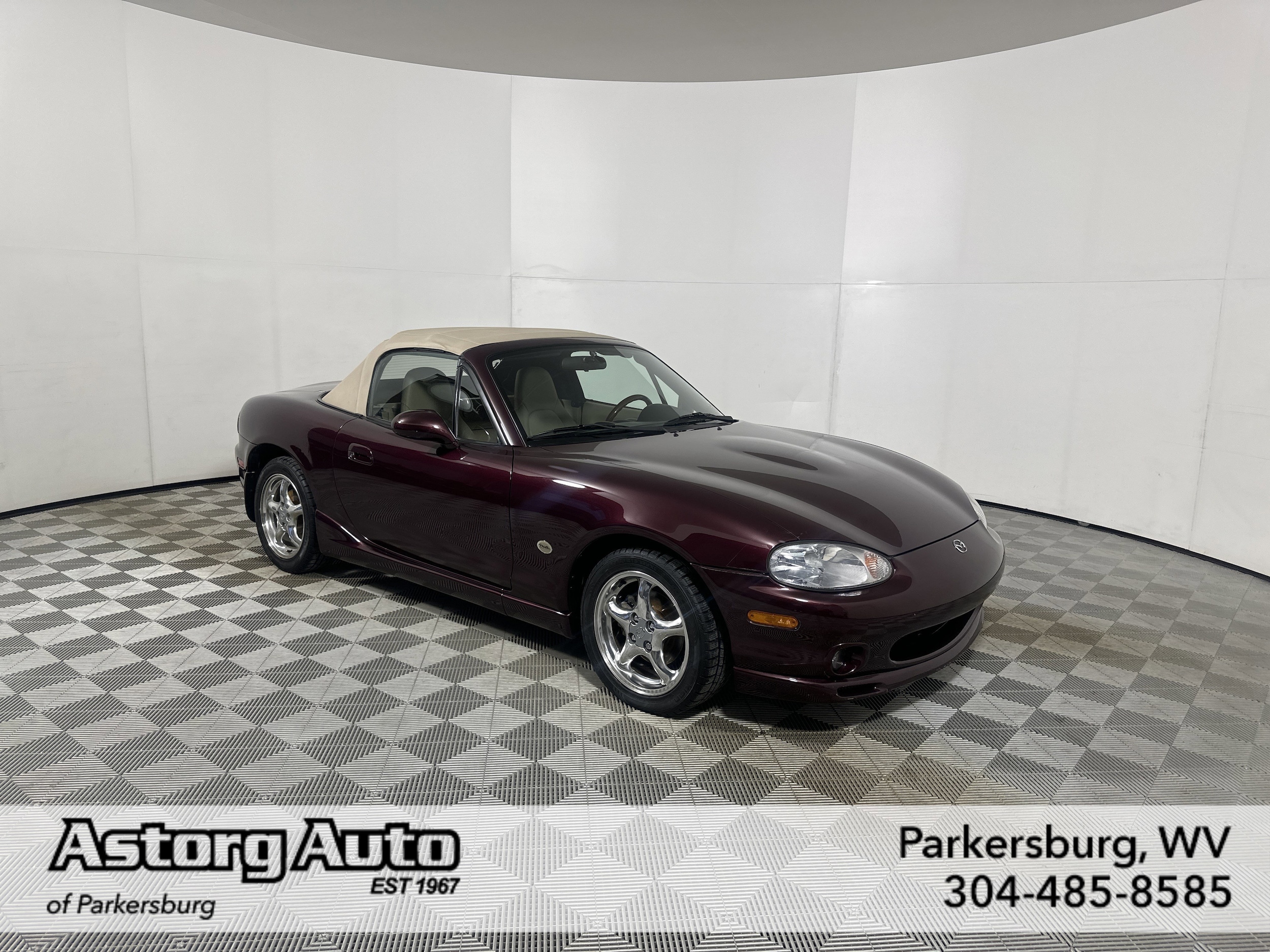 2000 Mazda MX-5 Base's photo