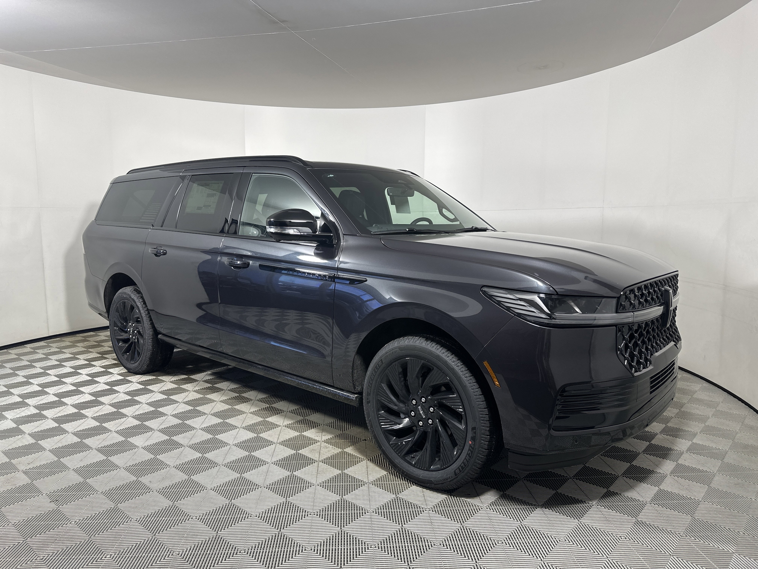 2025 Lincoln Navigator Reserve L's photo