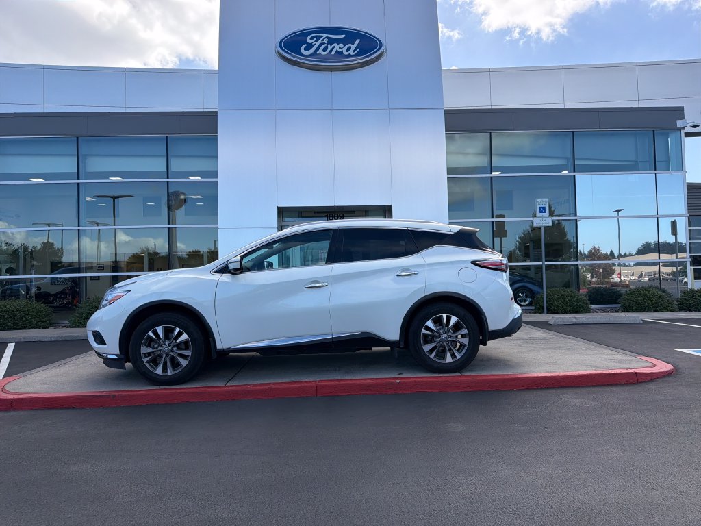 Used 2017 Nissan Murano SL with VIN 5N1AZ2MH1HN132796 for sale in Warrenton, OR
