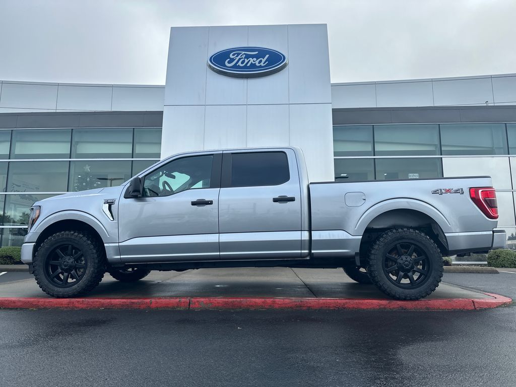 2023 Ford F-150 XLT's photo