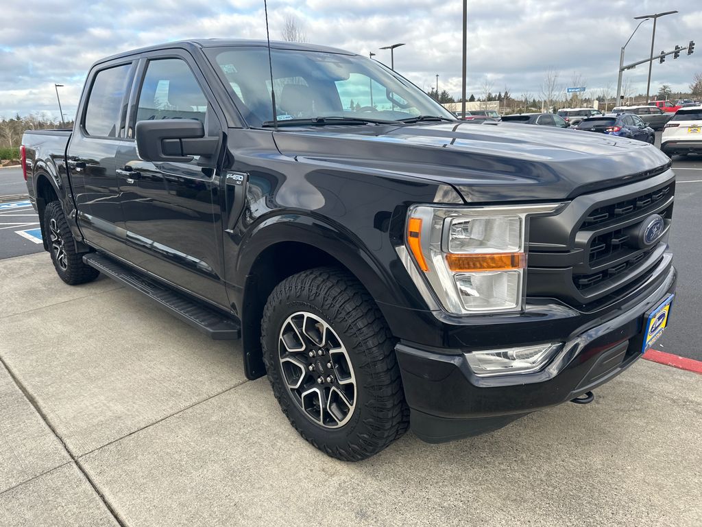 2022 Ford F-150 XLT photo 4