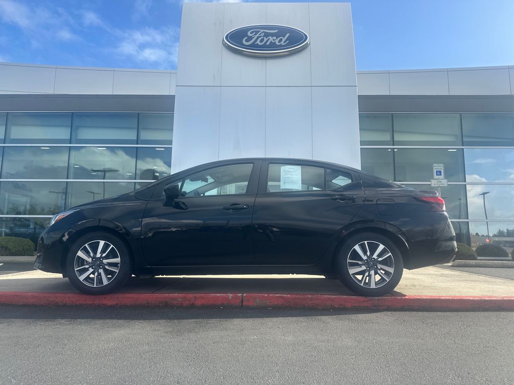 2023 Nissan Versa Sedan SV