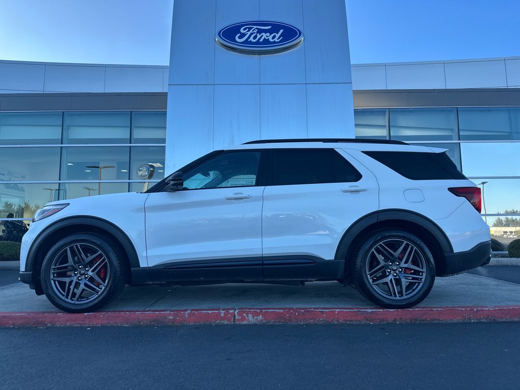2025 Ford Explorer ST 4WD (PL535)'s photo