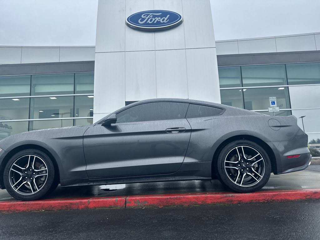 2018 Ford Mustang EcoBoost Premium's photo