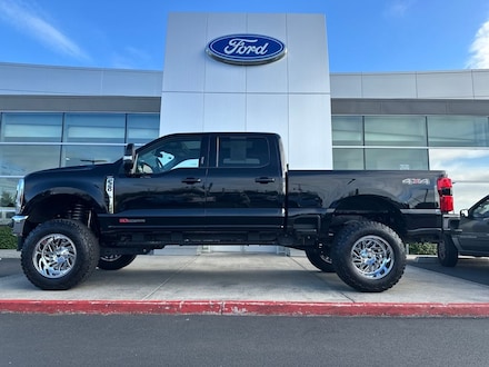 2024 Ford F-350SD Lariat Truck