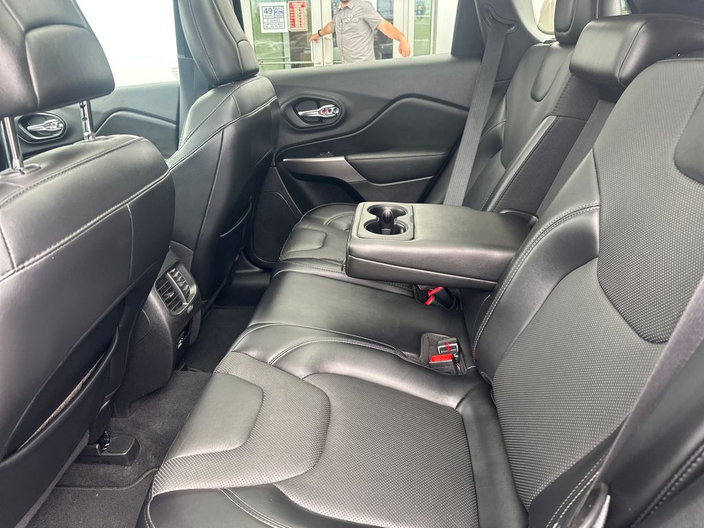 2021 Jeep Cherokee Latitude Lux - Photo 21