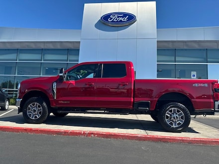 2024 Ford F-350SD Lariat Truck