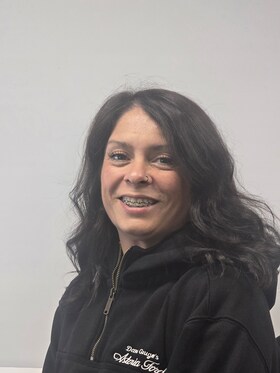 Staff member Angela Baker from ID_320d8b