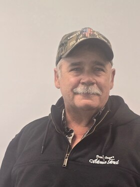 Staff member Ralph Knutinen from ID_320d8b