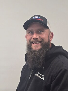 Staff member Derick Morris from ID_320d8b