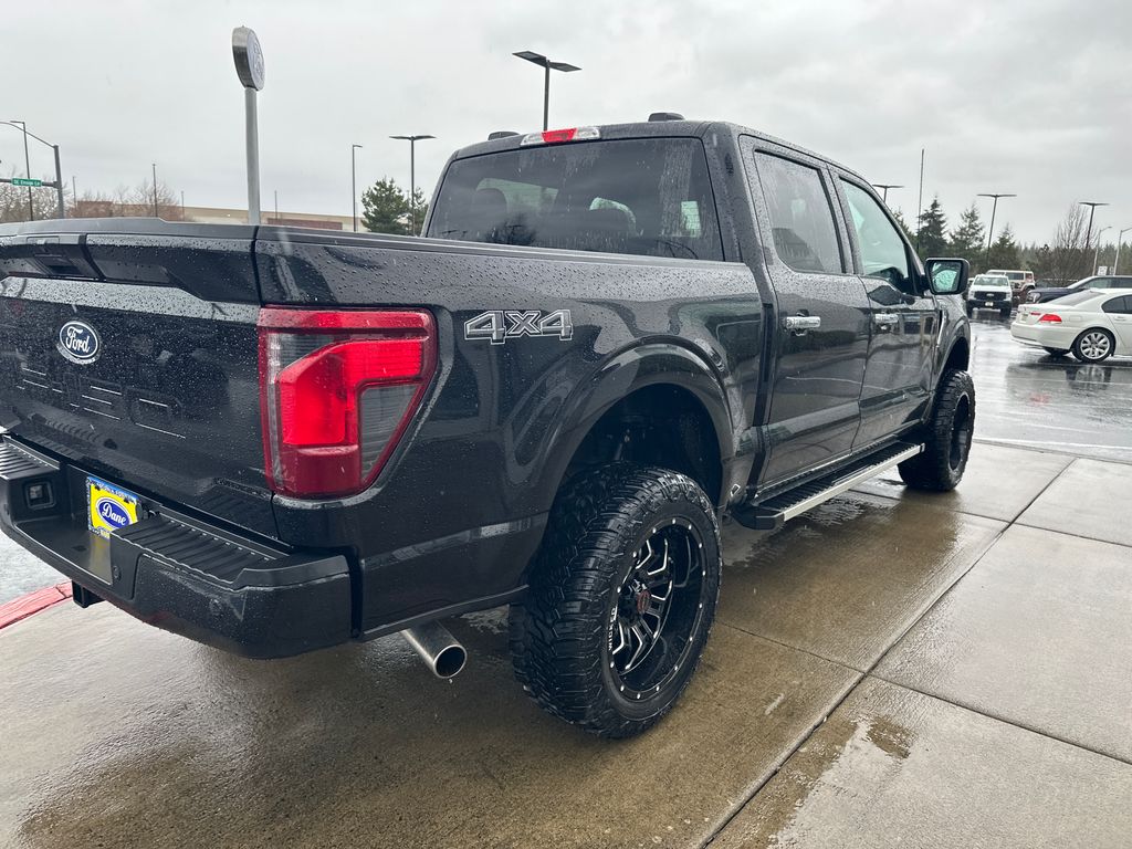 2025 Ford F-150 XLT photo 4