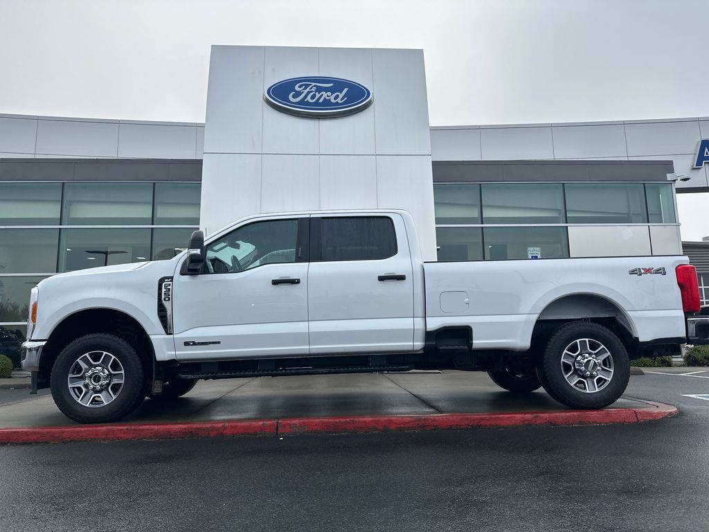 2023 Ford F-350 Super Duty XLT