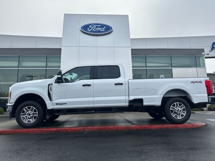 2023 Ford F-350SD XLT Truck