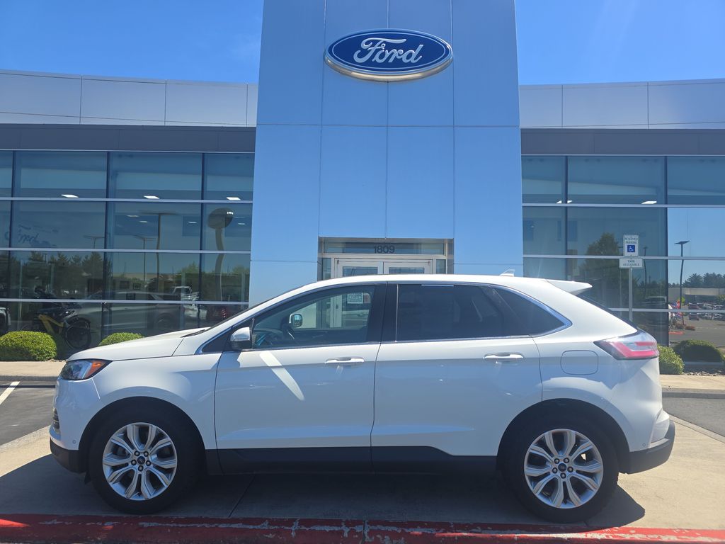 2020 Ford Edge Titanium AWD's photo