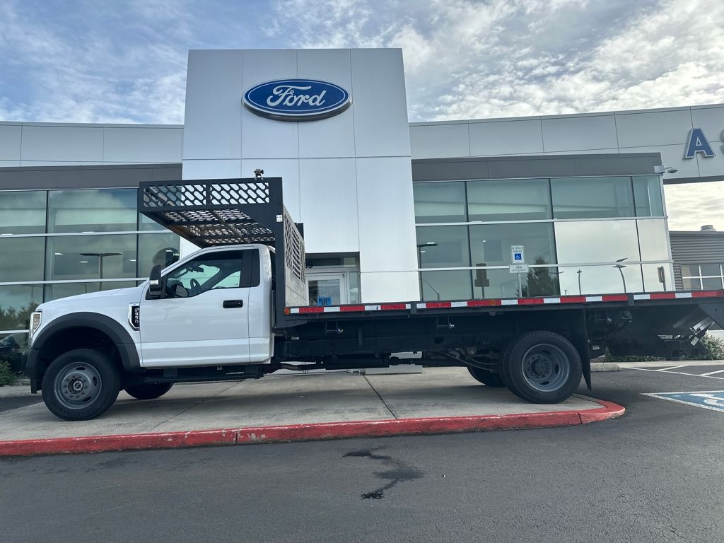 2019 Ford F-550 Super Duty Chassis Cab XL's photo