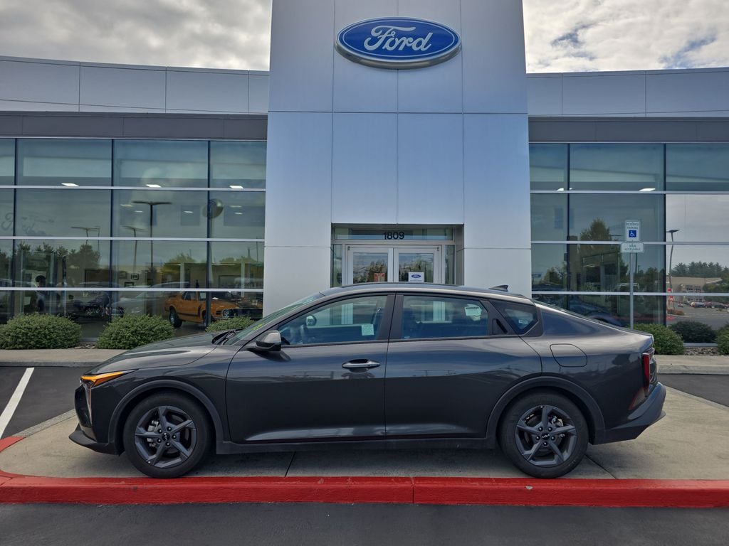 2025 Kia K4
