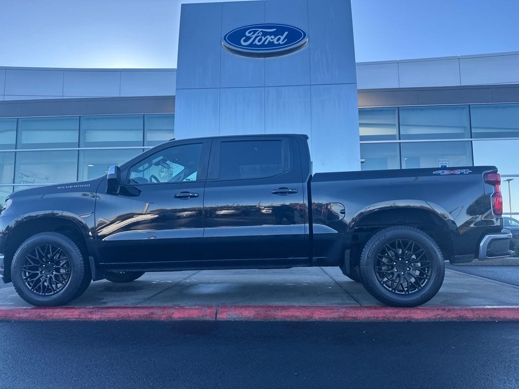 2019 Chevrolet Silverado 1500 LT's photo