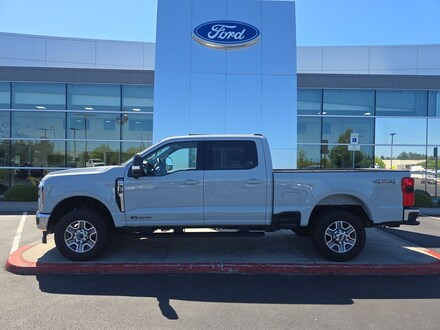 2025 Ford F-350SD Lariat Truck