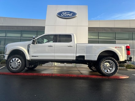 2026 Ford F-450SD King Ranch Truck