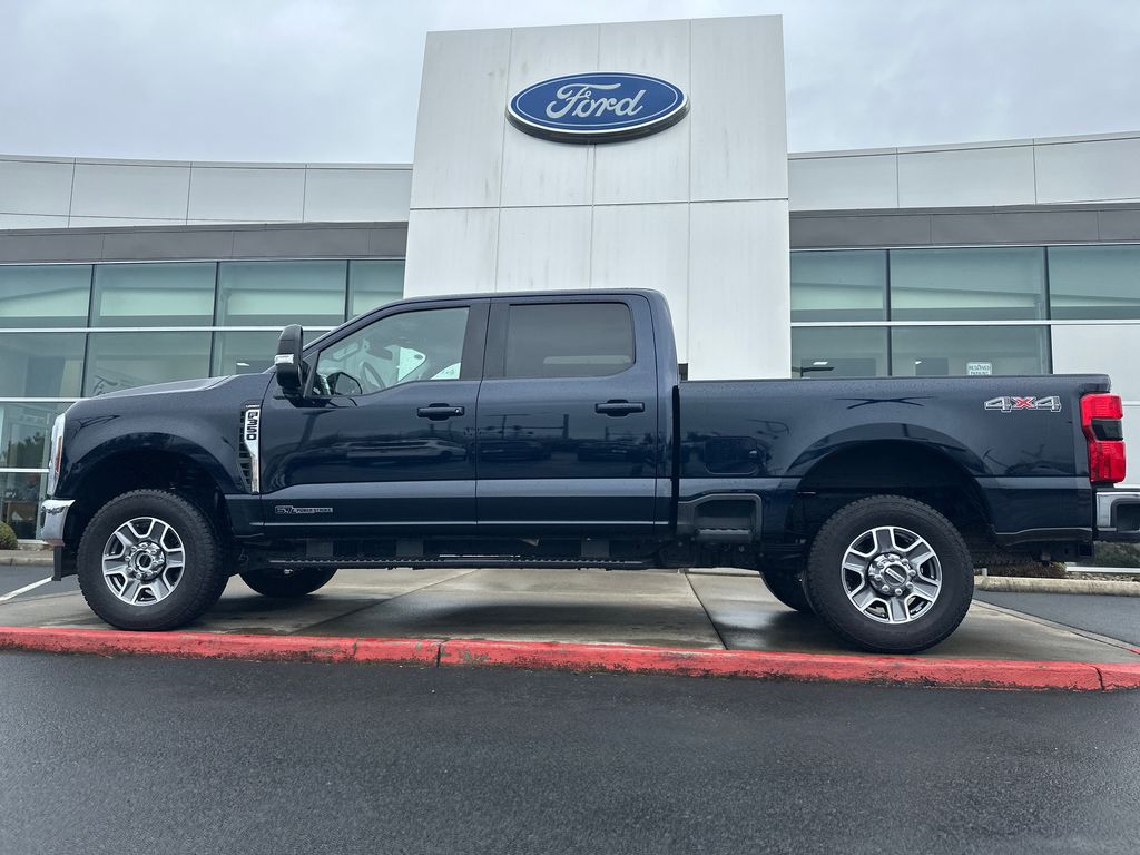2025 Ford F-350 Lariat 4x4 Crew Cab 160 in SRW's photo