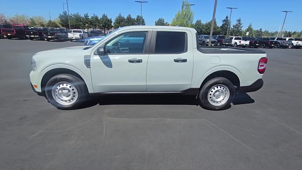 2024 Ford Maverick XL FWD's photo