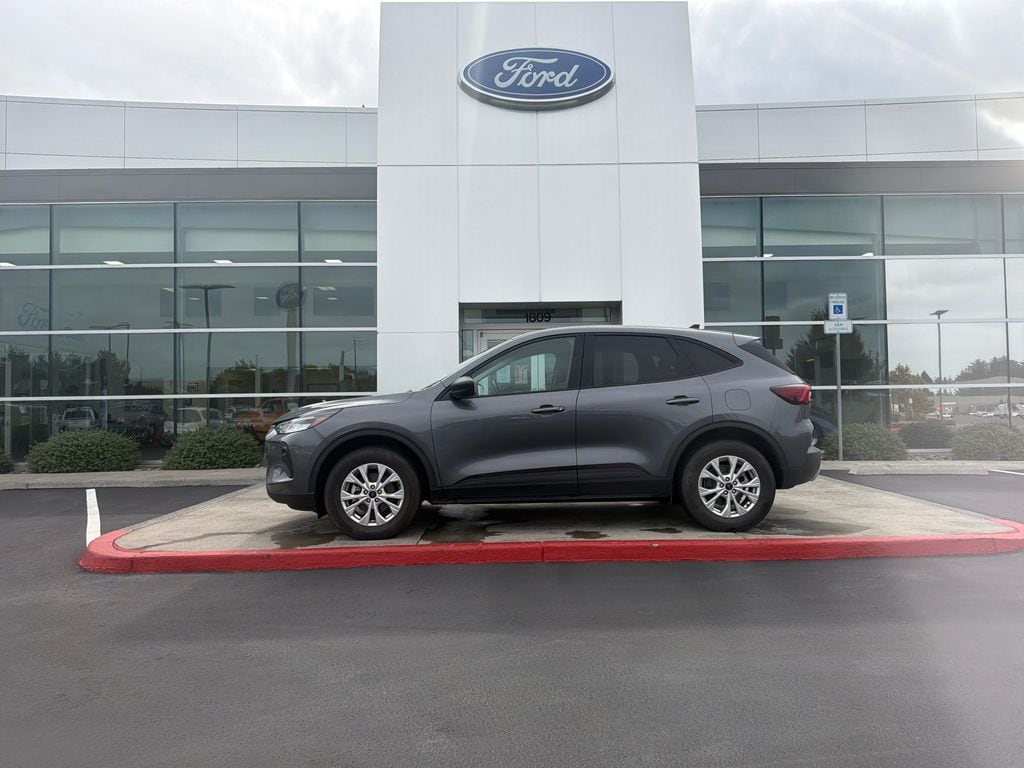 2025 Ford Escape