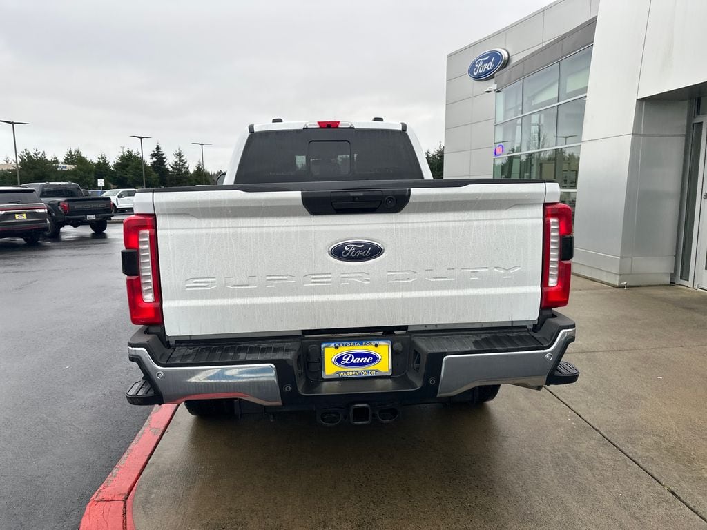 2023 Ford F-250 photo 3