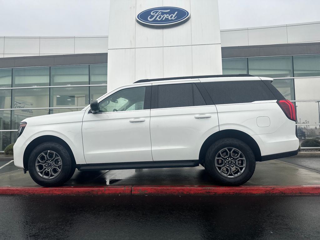2025 Ford Expedition Active 4x4's photo