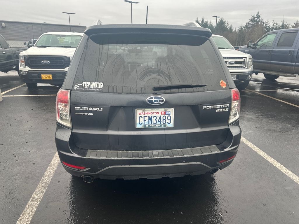 2013 Subaru Forester Limited Plus photo 3