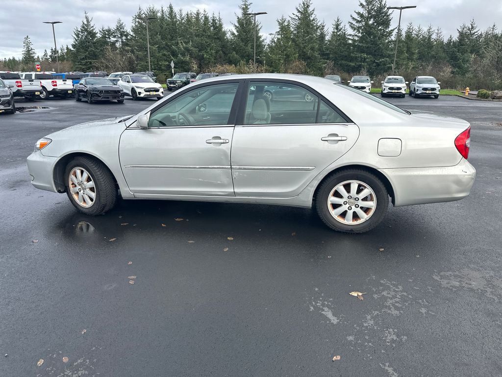 2004 Toyota Camry's photo