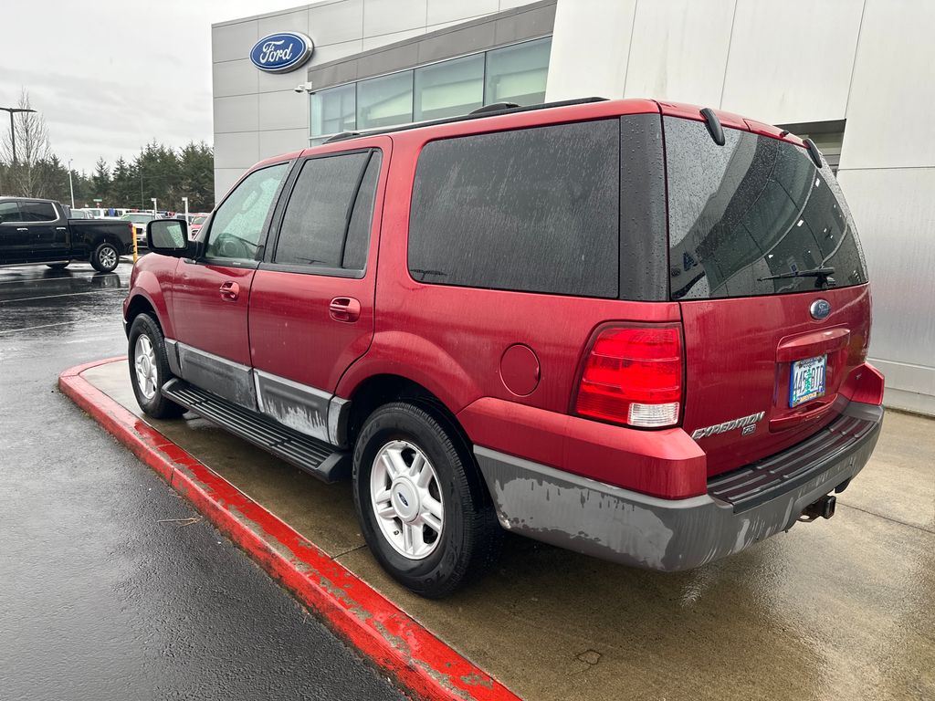 Used 2004 Ford Expedition XLT with VIN 1FMPU16L64LB84547 for sale in Warrenton, OR