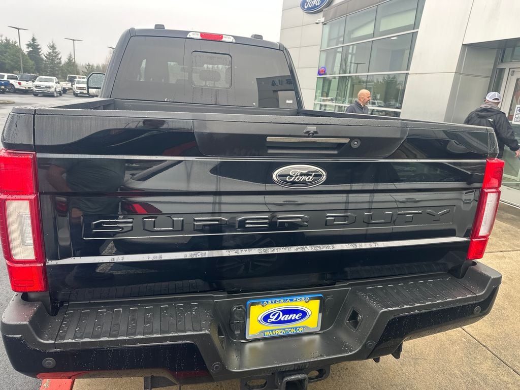 2021 Ford F-350 photo 3