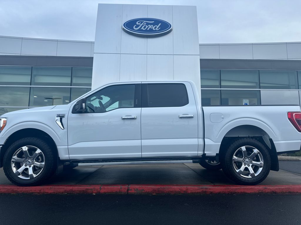 2022 Ford F-150 XLT's photo