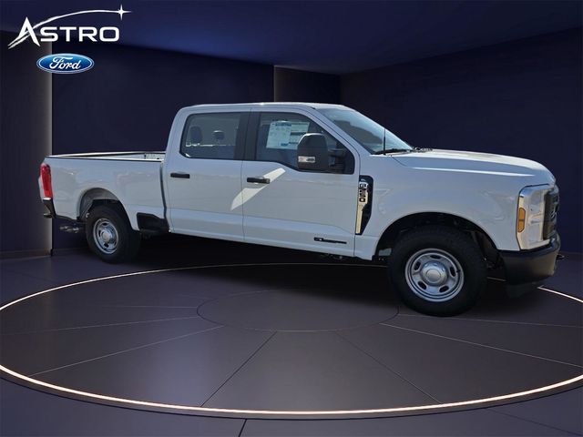 2026 Ford F-250 XL Crew Cab 6-3/4' Box's photo