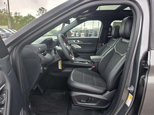 2025 Ford Explorer ST - Photo 11