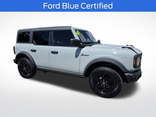 2023 Ford Bronco 4-Door Black Diamond