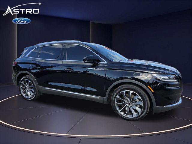 2023 Lincoln Nautilus Reserve FWD's photo