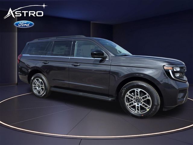 2026 Ford Expedition Active's photo