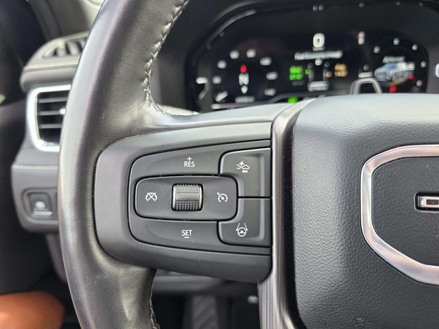 2024 GMC Yukon Denali Ultimate - Photo 17