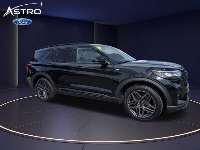 2025 Ford Explorer ST-LINE 4WD (PL535)'s photo