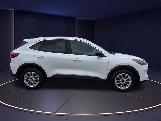 Used 2022 Ford Escape SE with VIN 1FMCU9G64NUA60696 for sale in D'Iberville, MS