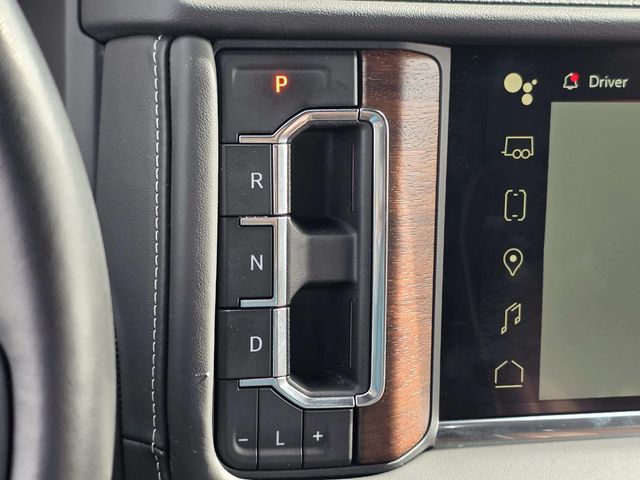 2024 GMC Yukon Denali Ultimate - Photo 19