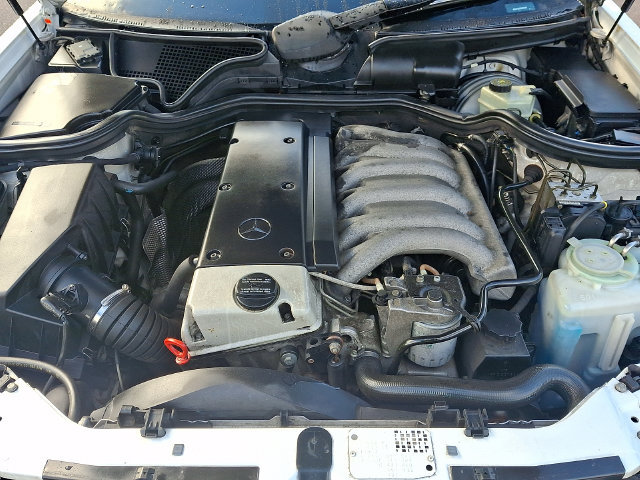 1999 Mercedes-Benz E-Class Base - Photo 27