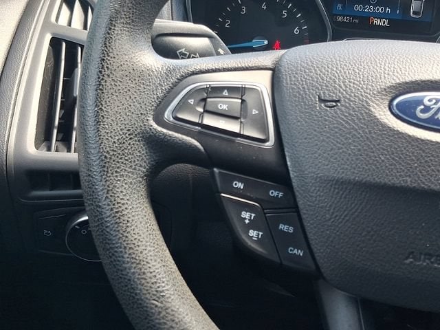 2017 Ford Focus SE - Photo 21