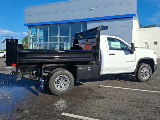 2025 Chevrolet Silverado 3500HD Work Truck photo 3