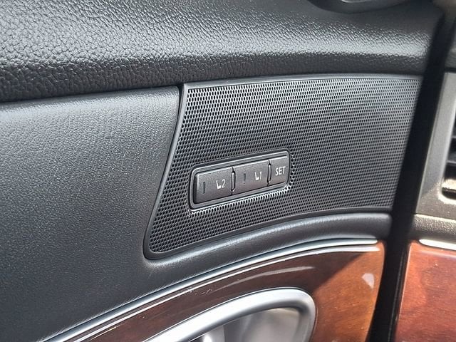 2018 INFINITI Q70 LUXE - Photo 24